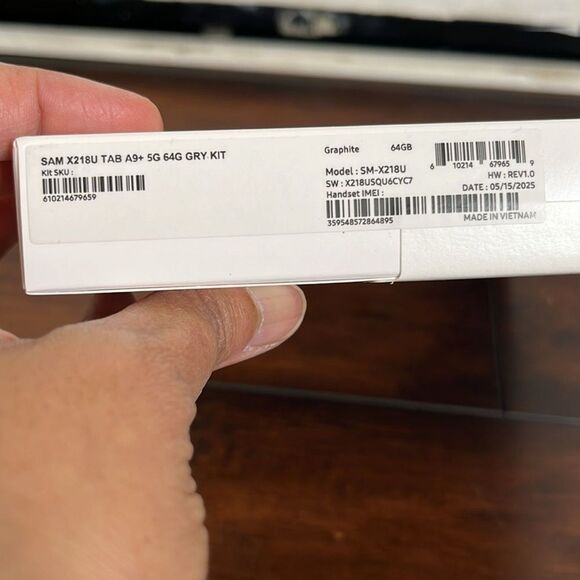 Samsung Tablet Galaxy Tab A9+ 11" 64GB 5G Metro By T-Mobile SM-X218U Graphite - Picture 3 of 7